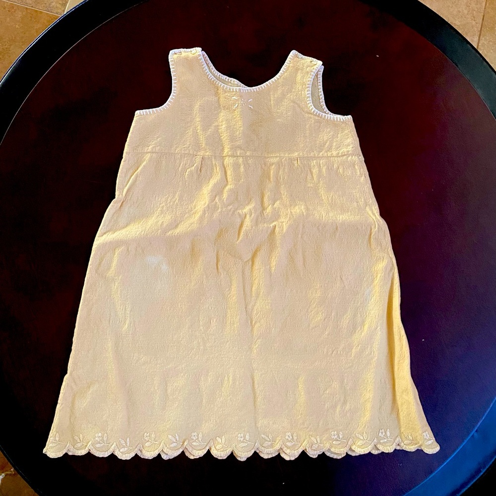 Vintage handmade(?) embroidered sleeveless dress - great condition, size unknown